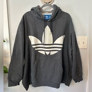 Adidas Men’s hooded sweatshirt. Size 3XL. Gray sweatshirt with white emblem.